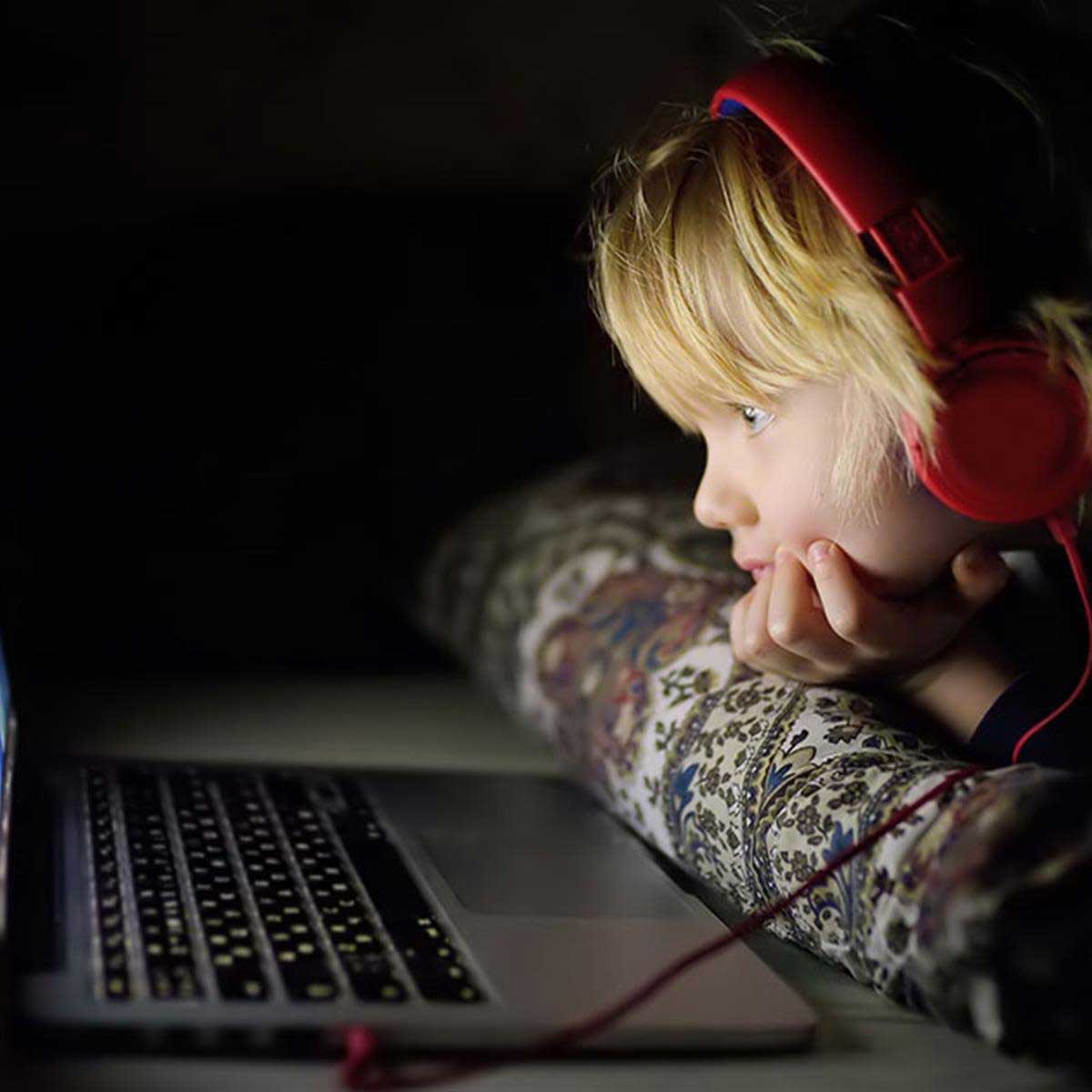 نور اتاق خواب کودک|مرکز پرستار کودک مهرپرور