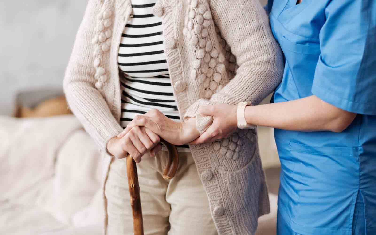 ویژگیهای پرستار سالمند مناسب | مرکز خدمات پرستاری مهرپرور